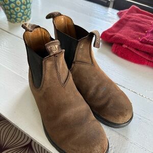 Blundstone Rustic Brown Chelsea Boots